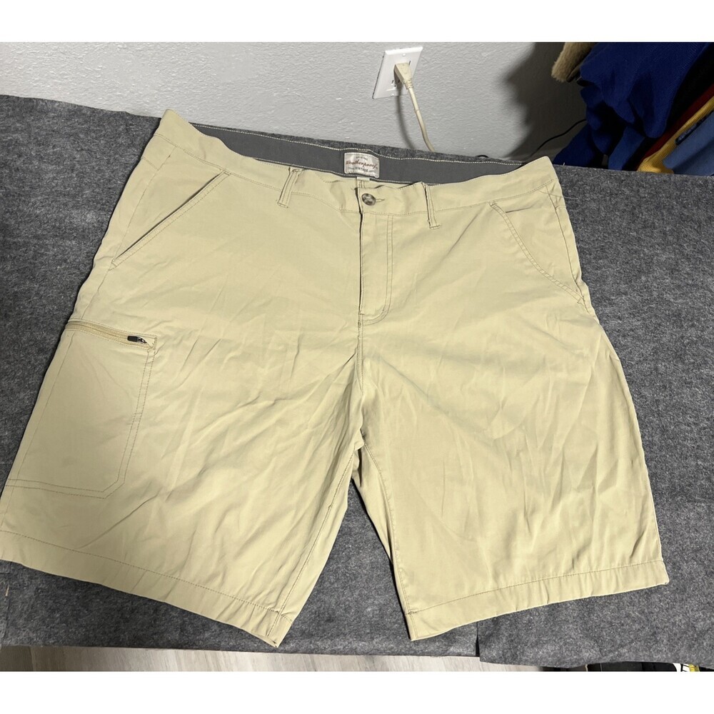 weatherproof vintage tan nylon shorts 40 regular fit 10” inseam